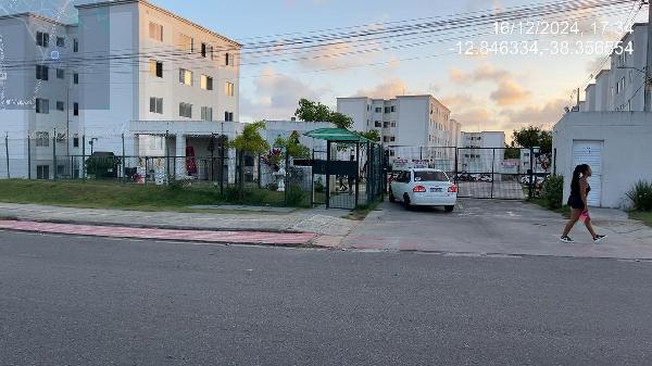 Vende-se em Salvador-BA  apto, 72.28 de área total, 40.53 de área privativa,  1_qto(s), a.serv, WC, 1_sala(s), cozinha.
