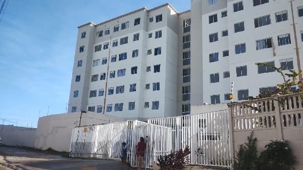 Vende-se em Salvador-BA  apto, 41.88 de área privativa,  2_qto(s), a.serv, WC, 1_sala(s), cozinha.
