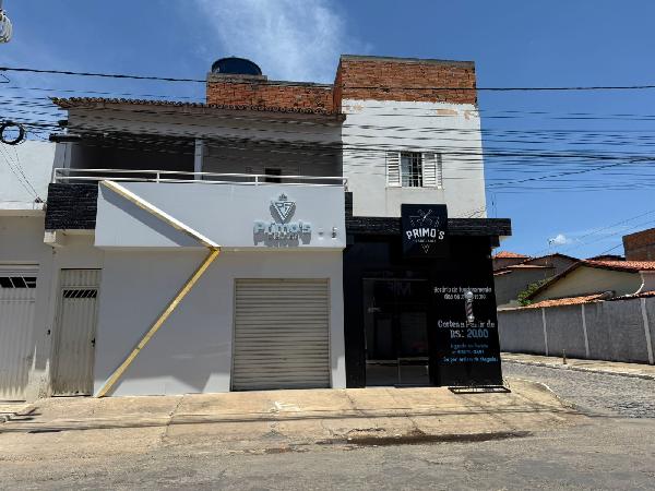 Vende-se em Ibotirama-BA  casa, 300.00 de área privativa, 300.00 de área do terreno.
