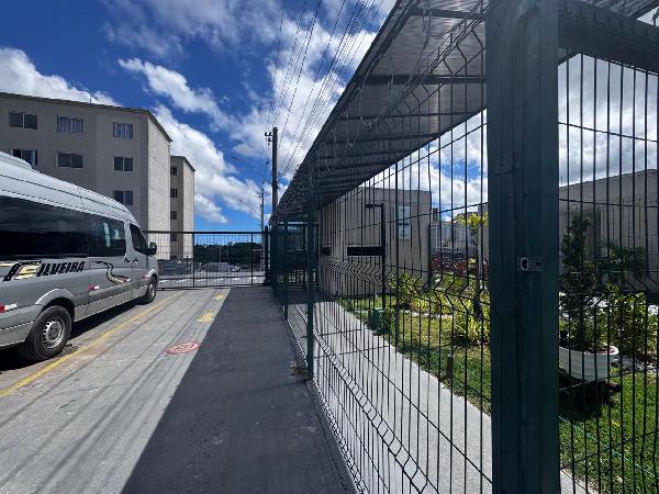 Vende-se em Salvador-BA  apto, 70.96 de área total, 40.53 de área privativa,  1_qto(s), a.serv, WC, 1_sala(s), cozinha.