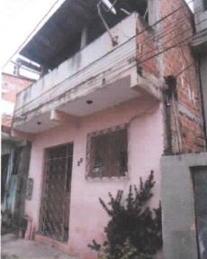 Vende-se em Salvador-BA  Casa, 135.24 de área privativa, 67.62 de área do terreno,  2_qto(s), varanda, a.serv, WC, 1_sala(s), cozinha.