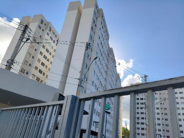 Vende-se em Salvador-BA  apto, 74.71 de área total, 38.54 de área privativa,  2_qto(s), WC, 1_sala(s), cozinha.