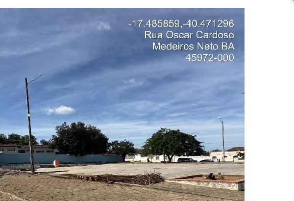 Vende-se em Medeiros Neto-BA  Casa, 63.65 de área total, 63.65 de área privativa, 128.00 de área do terreno,  3_qto(s), WC, 1_sala(s), cozinha.