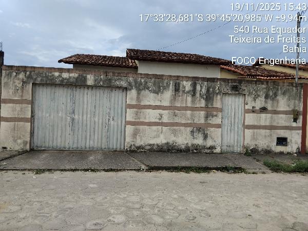 Vende-se em Teixeira De Freitas-BA  Casa, 62.80 de área total, 62.80 de área privativa, 200.00 de área do terreno,  2_qto(s), WC, 1_sala(s), cozinha.