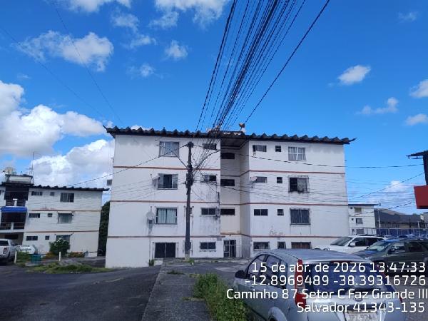 Vende-se em Salvador-BA  apto, 87.51 de área total, 42.05 de área privativa,  2_qto(s), a.serv, WC, WC Emp, 1_sala(s), cozinha.
