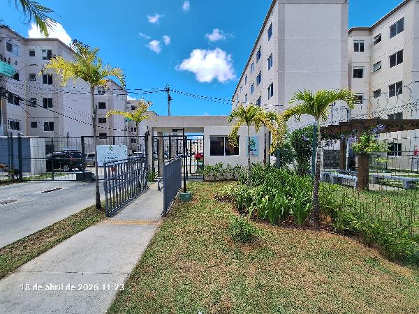 Vende-se em Salvador-BA  apto, 67.08 de área total, 40.53 de área privativa,  2_qto(s), a.serv, WC, 1_sala(s), cozinha.