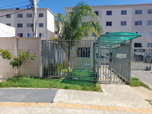 Vende-se em Salvador-BA  apto, 40.53 de área privativa,  2_qto(s), a.serv, WC, 1_sala(s), cozinha.