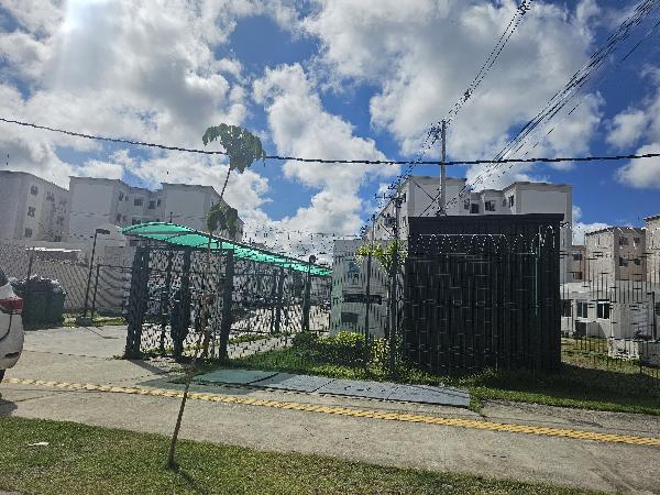 Vende-se em Salvador-BA  apto, 69.89 de área total, 40.53 de área privativa,  2_qto(s), WC, 1_sala(s), cozinha.