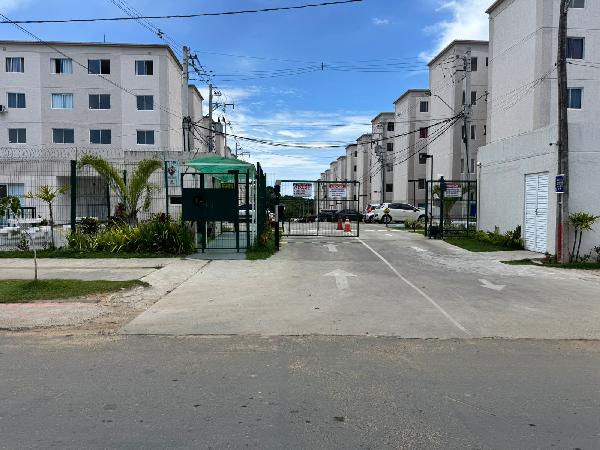 Vende-se em Salvador-BA  apto, 69.57 de área total, 40.53 de área privativa,  2_qto(s), WC, 1_sala(s), cozinha.