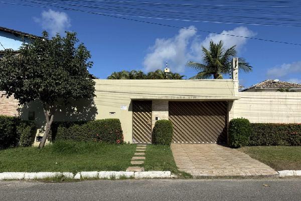 Vende-se em Lauro De Freitas-BA  Casa, 316.13 de área total, 316.13 de área privativa, 400.00 de área do terreno,  3_qto(s), varanda, a.serv, WC, 1_sala(s), DCE, cozinha.