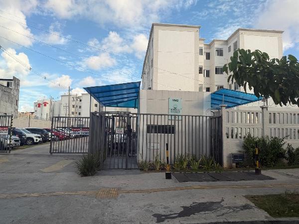Vende-se em Salvador-BA  apto, 63.48 de área total, 40.53 de área privativa,  2_qto(s), WC, 1_sala(s), cozinha.
