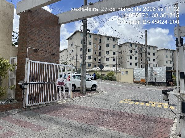 Vende-se em Salvador-BA  apto, 48.81 de área total, 43.68 de área privativa,  2_qto(s), a.serv, WC, 1_sala(s), cozinha, 1_vaga(s) de garagem.