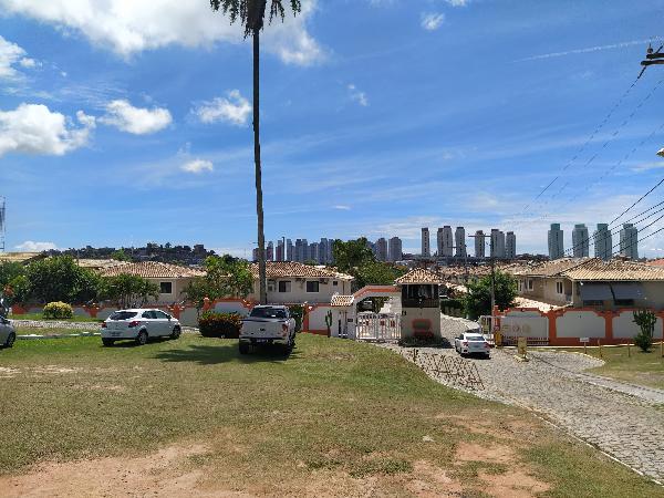 Vende-se em Salvador-BA  Casa, 99.59 de área total, 90.44 de área privativa,  2_qto(s), varanda, WC, cozinha.