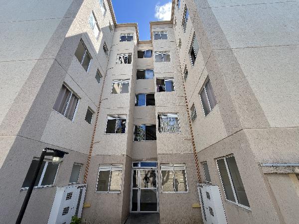 Vende-se em Salvador-BA  apto, 40.53 de área privativa,  2_qto(s), a.serv, WC, 1_sala(s), cozinha.