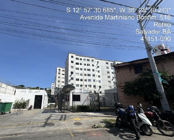Vende-se em Salvador-BA  apto, 64.11 de área total, 41.89 de área privativa,  2_qto(s), a.serv, WC, 1_sala(s), cozinha.