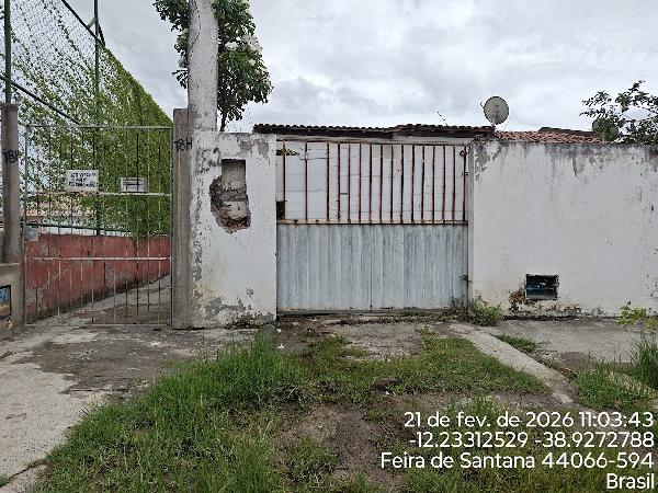 Vende-se em Feira De Santana-BA  Casa, 57.00 de área total, 57.00 de área privativa, 100.00 de área do terreno,  2_qto(s), WC, 1_sala(s), cozinha.