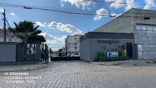 Vende-se em Feira De Santana-BA  apto, 61.91 de área total, 44.39 de área privativa,  2_qto(s), a.serv, WC, 1_sala(s), cozinha.