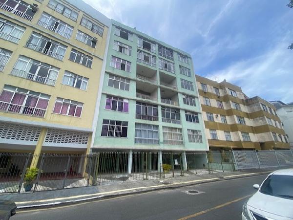 Vende-se em Salvador-BA  apto, 141.40 de área total, 141.40 de área privativa,  3_qto(s), a.serv, WC, WC Emp, 1_sala(s), DCE, cozinha.