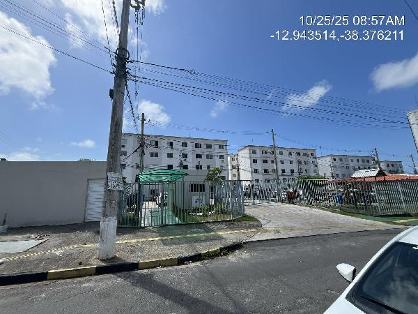 Vende-se em Salvador-BA  apto, 84.74 de área total, 40.53 de área privativa,  2_qto(s), WC, 1_sala(s), cozinha, 1_vaga(s) de garagem.