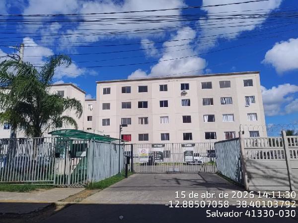 Vende-se em Salvador-BA  apto, 120.49 de área total, 40.53 de área privativa,  2_qto(s), a.serv, WC, 1_sala(s), cozinha.