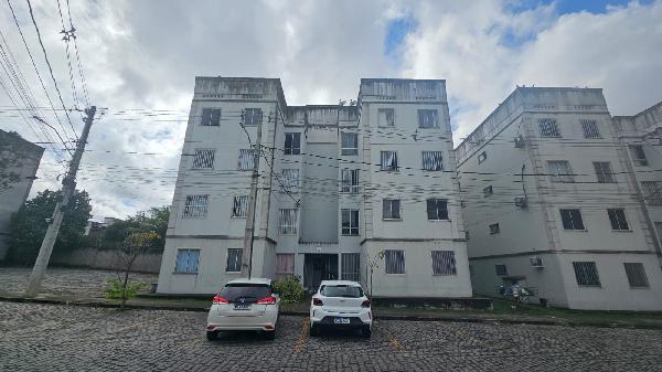 Vende-se em Feira De Santana-BA  apto, 42.91 de área total, 42.91 de área privativa,  2_qto(s), a.serv, WC, 1_sala(s), cozinha.