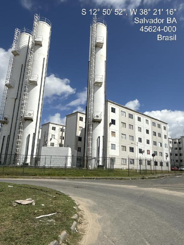 Vende-se em Salvador-BA  apto, 69.89 de área total, 40.53 de área privativa,  2_qto(s), a.serv, WC, 1_sala(s), cozinha.