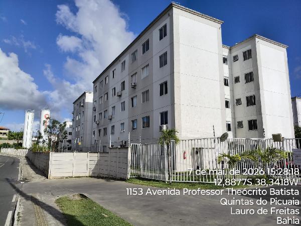 Vende-se em Lauro De Freitas-BA  apto, 84.66 de área total, 40.53 de área privativa,  2_qto(s), WC, 1_sala(s), cozinha, 1_vaga(s) de garagem.