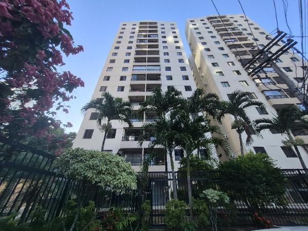 Vende-se em Salvador-BA  apto, 101.42 de área total, 55.96 de área privativa,  2_qto(s), varanda, a.serv, WC, 1_sala(s), cozinha.