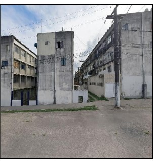 Vende-se em Simoes Filho-BA  apto, 50.22 de área privativa,  2_qto(s), a.serv, WC, 1_sala(s), cozinha.