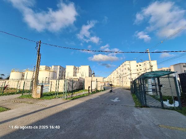 Vende-se em Salvador-BA  apto, 40.53 de área privativa,  2_qto(s), a.serv, WC, 1_sala(s), cozinha.