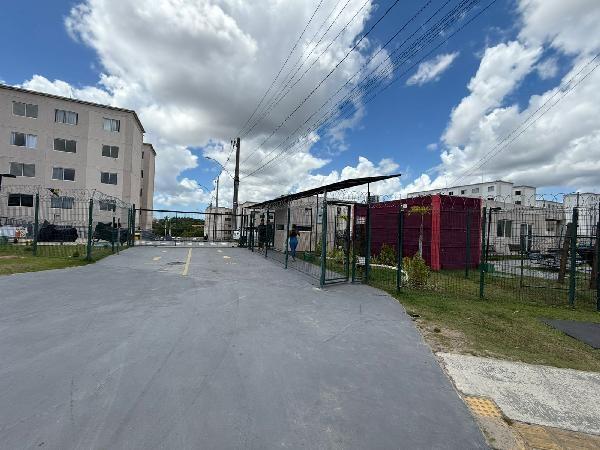 Vende-se em Salvador-BA  apto, 70.96 de área total, 40.53 de área privativa,  1_qto(s), a.serv, WC, 1_sala(s), cozinha.
