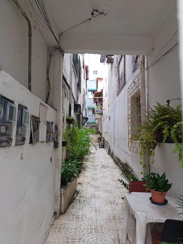 Vende-se em Salvador-BA  Casa, 73.45 de área total, 73.45 de área privativa, 28.22 de área do terreno,  3_qto(s), a.serv, WC, 1_sala(s), cozinha.