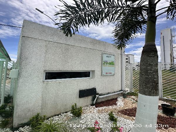 Vende-se em Salvador-BA  apto, 105.63 de área total, 40.53 de área privativa,  2_qto(s), a.serv, WC, 1_sala(s), cozinha.