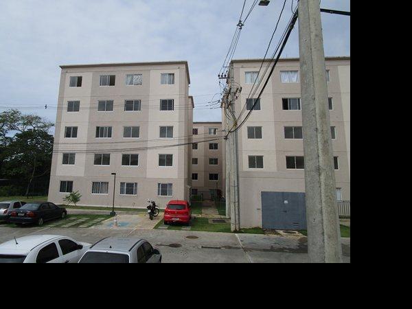 Vende-se em Salvador-BA  apto, 120.49 de área total, 40.53 de área privativa,  2_qto(s), a.serv, WC, 1_sala(s), cozinha.