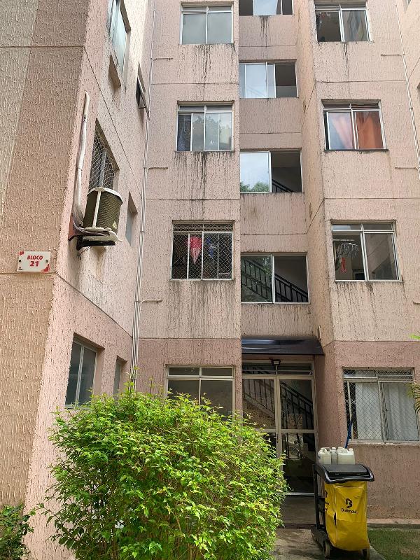 Vende-se em Lauro De Freitas-BA  apto, 99.25 de área total, 40.53 de área privativa,  2_qto(s), WC, 1_sala(s), cozinha.