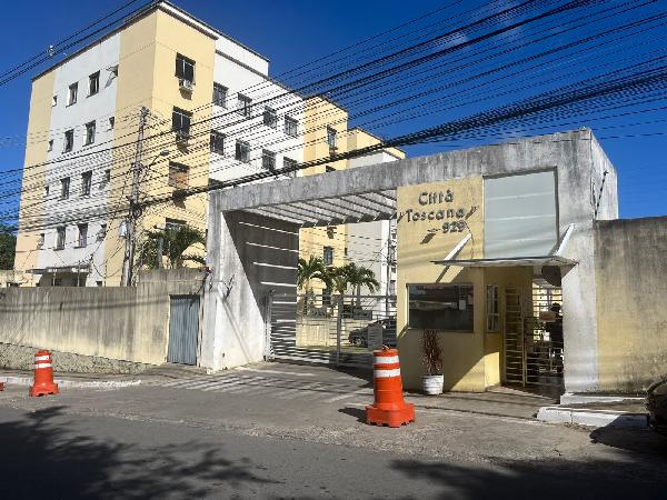Vende-se em Lauro De Freitas-BA  apto, 68.88 de área total, 42.90 de área privativa,  2_qto(s), a.serv, WC, 1_sala(s), cozinha, 1_vaga(s) de garagem.
