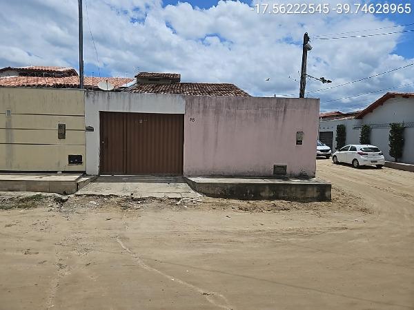 Vende-se em Teixeira De Freitas-BA  Casa, 115.36 de área total, 115.36 de área privativa, 150.00 de área do terreno,  2_qto(s), a.serv, WC, 1_sala(s), cozinha, 2_vaga(s) de garagem.