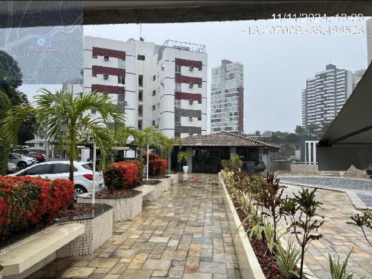 Vende-se em Salvador-BA  apto, 222.00 de área total, 175.20 de área privativa,  3_qto(s), a.serv, WC, 2_sala(s), DCE, cozinha, 2_vaga(s) de garagem.