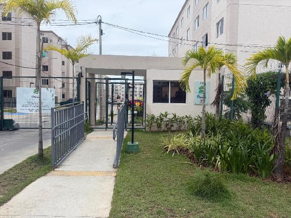 Vende-se em Salvador-BA  apto, 67.08 de área total, 40.53 de área privativa,  2_qto(s), a.serv, WC, 1_sala(s), cozinha.