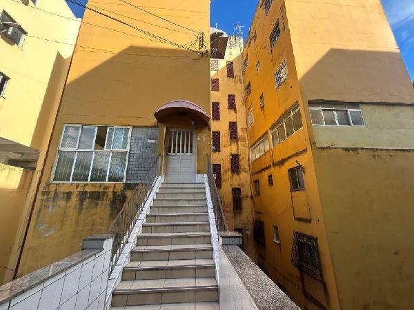 Vende-se em Salvador-BA  apto, 57.13 de área privativa,  2_qto(s), a.serv, WC, WC Emp, 1_sala(s), cozinha.