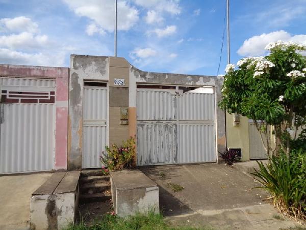 Vende-se em Iacu-BA  Casa, 67.55 de área total, 67.55 de área privativa, 73.50 de área do terreno,  2_qto(s), a.serv, WC, 1_sala(s), cozinha, 1_vaga(s) de garagem.