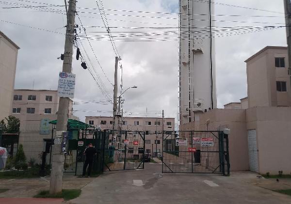 Vende-se em Salvador-BA  apto, 70.47 de área total, 40.53 de área privativa,  2_qto(s), a.serv, WC, 1_sala(s), cozinha.