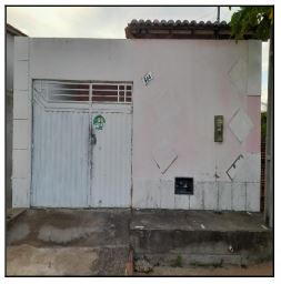 Vende-se em Iacu-BA  Casa, 76.81 de área privativa, 113.75 de área do terreno,  2_qto(s), WC, cozinha, 1_vaga(s) de garagem.
