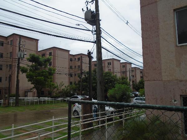 Vende-se em Lauro De Freitas-BA  apto, 99.25 de área total, 40.53 de área privativa,  2_qto(s), a.serv, WC, 1_sala(s), cozinha.