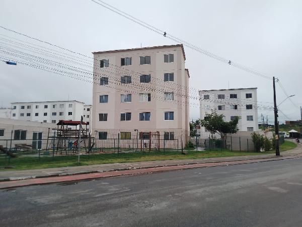 Vende-se em Salvador-BA  apto, 69.57 de área total, 40.53 de área privativa,  2_qto(s), WC, 1_sala(s), cozinha.