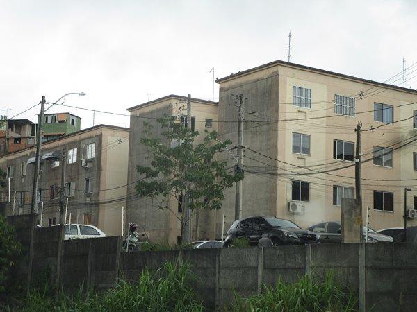 Vende-se em Salvador-BA  apto, 95.02 de área total, 40.05 de área privativa,  1_qto(s), a.serv, WC, 1_sala(s), cozinha.