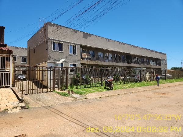 Vende-se em Cidade Ocidental-GO  apto, 45.31 de área privativa,  2_qto(s), WC, 1_sala(s), cozinha, 1_vaga(s) de garagem.