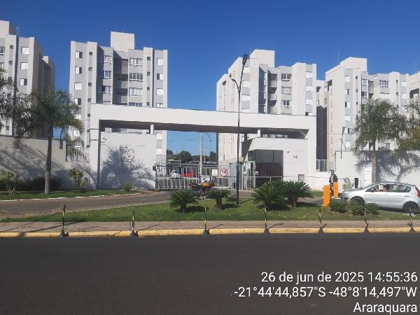 Vende-se em Araraquara-SP  apto, 105.01 de área total, 47.85 de área privativa,  2_qto(s), WC, 1_sala(s), cozinha, 1_vaga(s) de garagem.