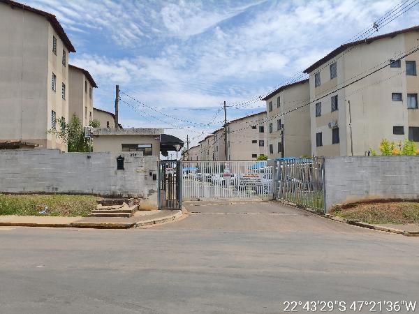 Vende-se em Americana-SP  apto, 47.86 de área total, 42.85 de área privativa,  2_qto(s), WC, 1_sala(s), cozinha, 1_vaga(s) de garagem.