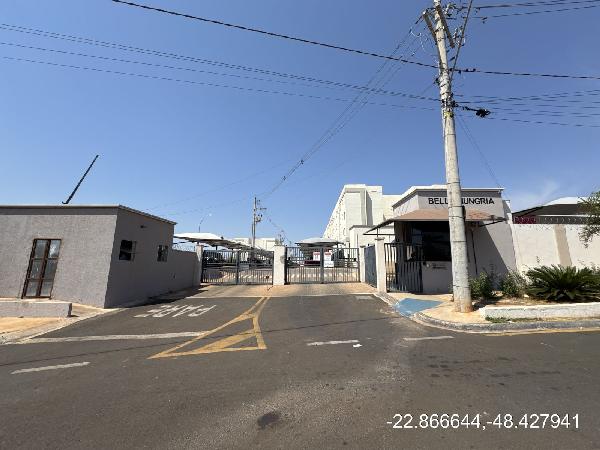 Vende-se em Botucatu-SP  apto, 90.96 de área total, 39.30 de área privativa,  2_qto(s), WC, 1_sala(s), cozinha, 1_vaga(s) de garagem.